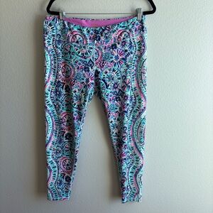Lilly Pulitzer Luxletic Weekender leggings in the "Multi The Swim”